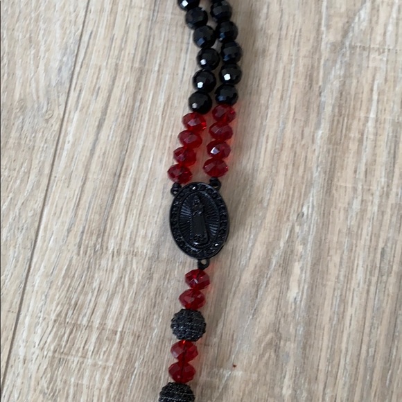 Eunice Jesus  cross rosary Shambala crystals red - Picture 3 of 5